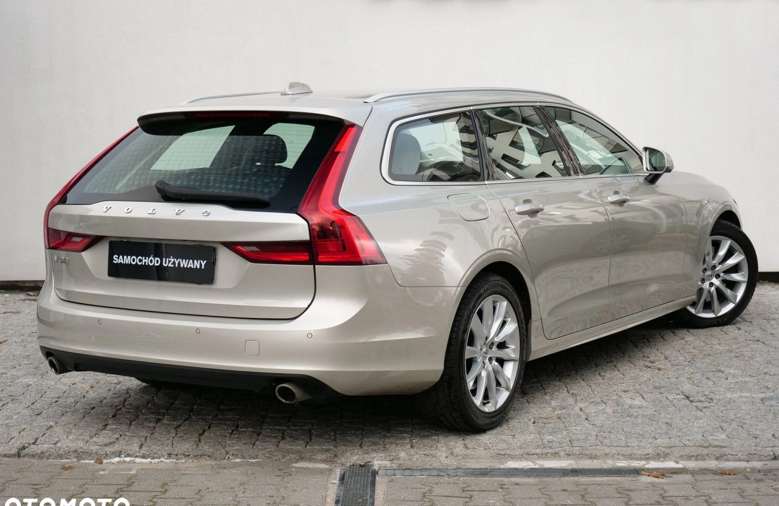 Volvo V90 cena 95900 przebieg: 182660, rok produkcji 2018 z Jasień małe 596